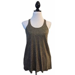 Zara Women’ Evening chevron gold Top Size M